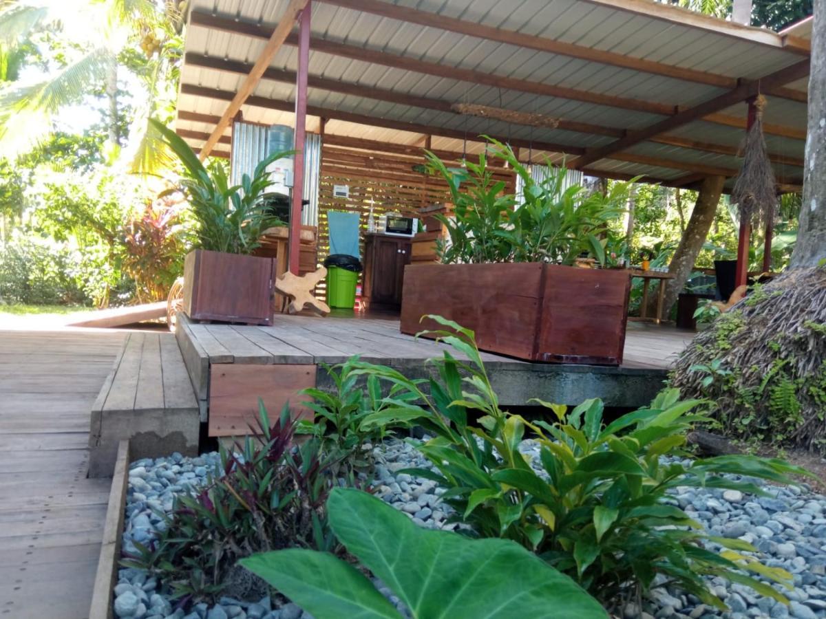 La Luciernaga Big Creek Bed and Breakfast Bocas del Toro Eksteriør billede